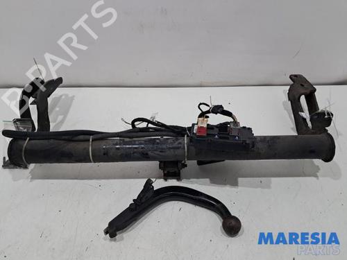 Used Tow ball/Mechanism Tow ball/Mechanism PEUGEOT 3008 I MPV (0U_) 1.6 THP (150 hp) 31632277 31632277