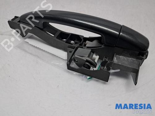 Used Front right exterior door handle PEUGEOT 3008 I MPV (0U_) 1.6 THP (156 hp) 31531538