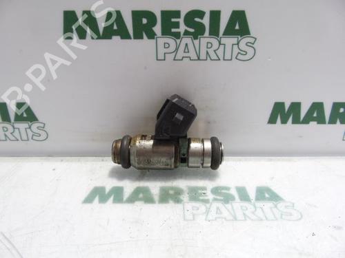 Used Injector FIAT PUNTO (188_) 1.2 60 (188.030, .050, .130, .150, .230, .250) (60 hp) 31384871