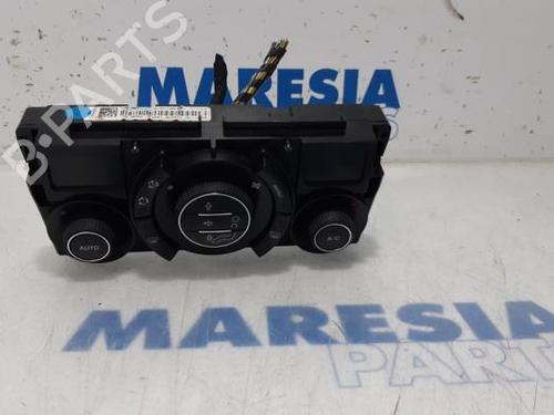 Used Climate control PEUGEOT 3008 I MPV (0U_) 1.6 THP (150 hp) 31486110