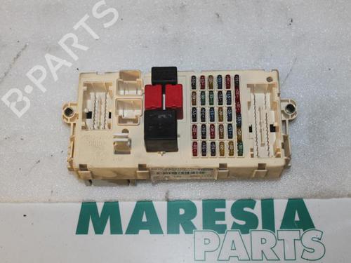Used Fuse box ALFA ROMEO 147 (937_) 1.6 16V T.SPARK ECO (937.AXA1A, 937.BXA1A) (105 hp) 31383617