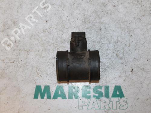 mass-air-flow-sensor-alfa-romeo-147-937_-2000-2001-2002-2003-2004-2005-2006-2007-2008-2009-2010-31422261 main image