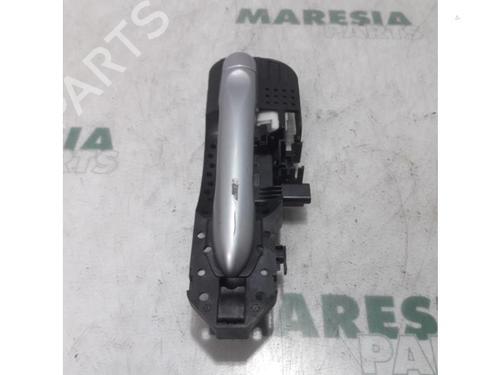 Used Rear left exterior door handle RENAULT SCÉNIC III (JZ0/1_) 2.0 16V (JZ0G, JZ0P, JZ1E, JZ1P) (140 hp) 31458856