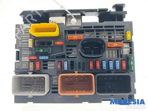 Used Fuse box PEUGEOT 308 SW I (4E_, 4H_) 1.6 16V (150 hp) 32484762