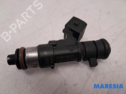 Inyector Inyector FIAT 500 (312_) 1.4 (312AXC1B, 312CXC1B) (100 hp) 37180706 37180706