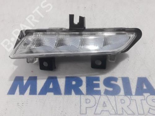 Used Right daytime light RENAULT CLIO IV Grandtour (KH_) 0.9 TCe 90 (90 hp) 31458774