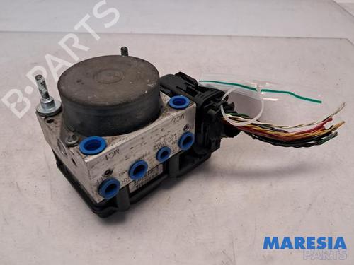 Used ABS pump FIAT 500 (312_) 1.2 (312AXA1A) (69 hp) 31489650