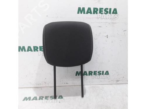 Used Headrest RENAULT CLIO IV (BH_) 0.9 TCe 90 (BHNF, BHMA, BHMH, BHJK, BHJR) (90 hp) 31534576