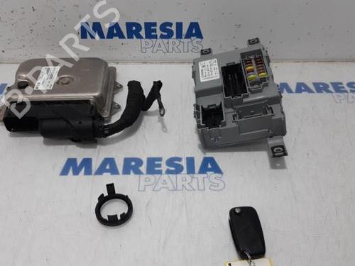 Used Engine control unit (ECU) FIAT FIORINO Box Body/MPV (225_) 1.3 D Multijet (95 hp) 31515537