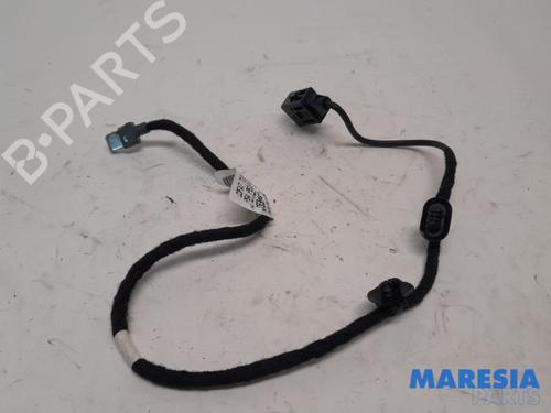 other-peugeot-308-sw-ii-lc_-lj_-lr_-lx_-l4_-2014-2015-2016-2017-2018-2019-2020-2021-31394028 main image