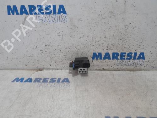 Used Electronic sensor RENAULT CAPTUR I (J5_, H5_) 1.3 TCe 150 (J5NK, J5JS) (150 hp) 31501396