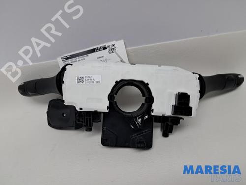 Comutador RENAULT MEGANE IV Hatchback (B9A/M/N_) 1.2 TCe 130 (B9MR) | BP31518271I30 