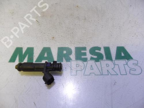 Used Injector PEUGEOT 407 SW (6E_, 6D_) 2.0 16V (140 hp) 31433944