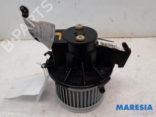 Used Heater blower motor FIAT 500 (312_) 1.2 (312AXA1A) (69 hp) 31432718