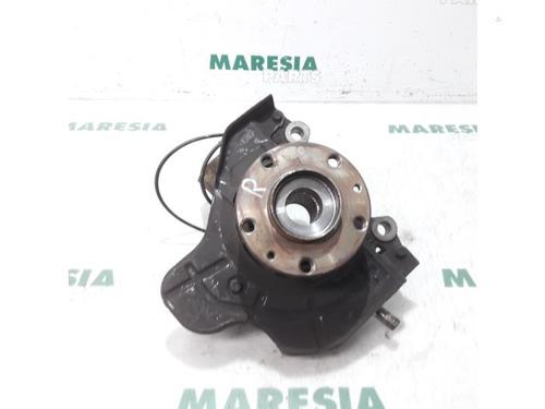 Used Right front steering knuckle FIAT DUCATO Van (250_) 115 Multijet 2,0 D (116 hp) 31503339