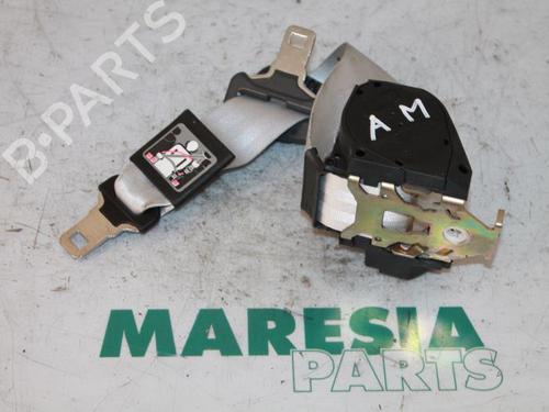 Used Rear center seatbelt RENAULT CLIO II (BB_, CB_) 1.2 16V (BB05, BB0W, BB11, BB27, BB2T, BB2U, BB2V, CB05,... (75 hp) 31511026