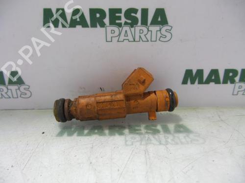 Used Injector ALFA ROMEO 156 (932_) 2.0 16V T.SPARK (932A2) (155 hp) 31385104