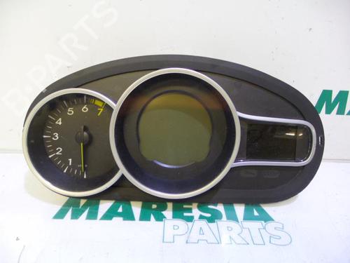 Used Instrument cluster RENAULT MEGANE III Hatchback (BZ0/1_, B3_) 1.6 16V (BZ0H) (101 hp) 31422331