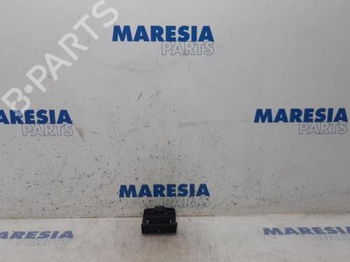 Andre RENAULT MEGANE III Hatchback (BZ0/1_, B3_) 1.5 dCi (106 hp) 31534645