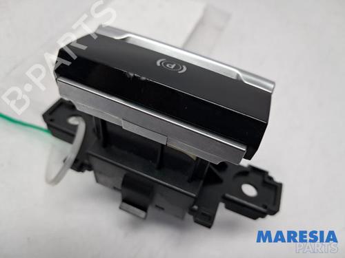 Switch CITROËN C4 Picasso II 1.6 HDi / BlueHDi 115 | BP31458715I30
