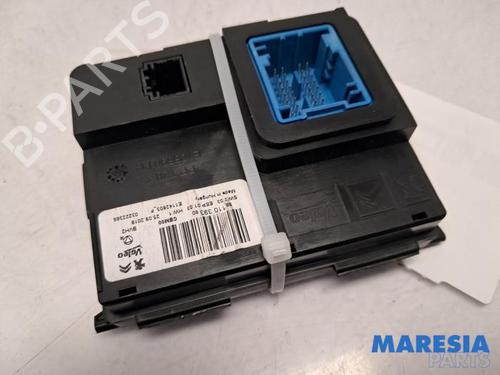 Used Electronic module OPEL CROSSLAND X / CROSSLAND (P17, P2QO) 1.2 (83 hp) 31481471