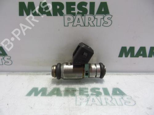Used Injector LANCIA Y (840_) 1.2 (840AA, 840AF1A) (60 hp) 31459073