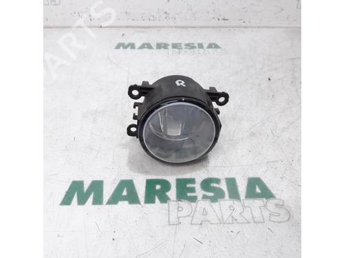 Used Right front fog light CITROËN C4 Grand Picasso I (UA_) 2.0 HDi 138 (136 hp) 31463734
