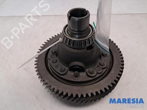 Used Front differential PEUGEOT 308 CC (4B_) 2.0 HDi (140 hp) 31484833