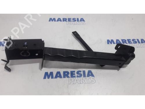 Used Subframe RENAULT MEGANE IV Hatchback (B9A/M/N_) 1.2 TCe 130 (B9MR) (130 hp) 31449598