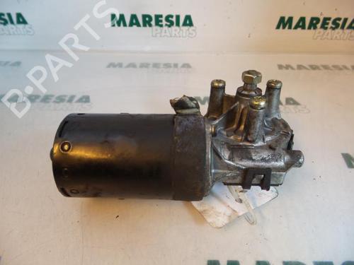 Used Front wiper motor PEUGEOT 206 CC (2D) 1.6 16V (2DNFUF, 2DNFUR) (109 hp) 31479643