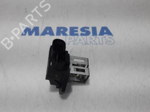 Used Electronic sensor PEUGEOT 208 I (CA_, CC_) 1.6 VTi (120 hp) 31447793