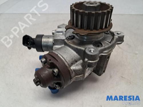 Used Fuel pump CITROËN C4 CACTUS 1.6 BlueHDi 100 (99 hp) 31473764