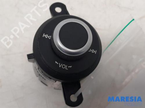 Comutador ALFA ROMEO GIULIA (952_) 2.0 (952ACA25) (280 hp) 31457411