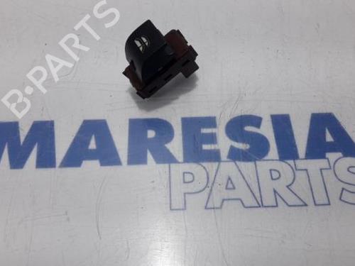 Used Switch PEUGEOT 308 CC (4B_) 1.6 HDi (112 hp) 31516077