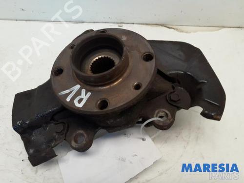 Used Right front steering knuckle FIAT FIORINO Box Body/MPV (225_) 1.3 D Multijet (225BXD1A, 225BXB1A, 225BXB11) (75 hp) 31390297