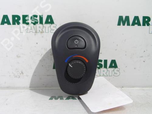 Used Climate control RENAULT ESPACE III (JE0_) 2.2 12V TD (JE0E, JE0H, JE0P) (113 hp) 31393404