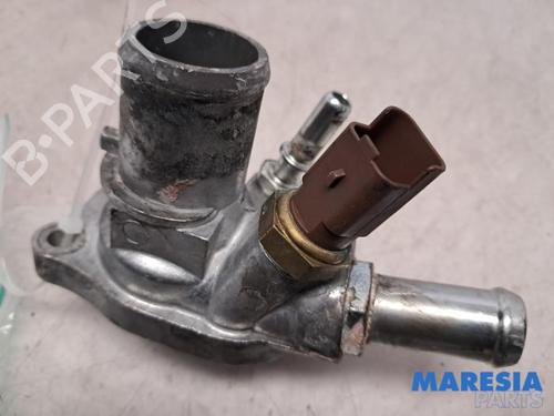 Used Thermostat housing FIAT 500 (312_) 1.4 (312AXC1B, 312CXC1B) (100 hp) 31481664