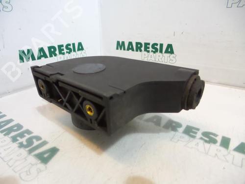 electronic-module-renault-scenic-i-mpv-ja01_-fa0_-1999-2000-2001-2002-2003-2004-2005-2006-2007-2008-2009-2010-31502834 main image