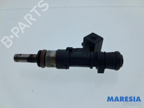 Used Injector RENAULT GRAND SCÉNIC III (JZ0/1_) 1.4 16V (JZ0F) (131 hp) 33055014
