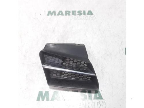 Grelha ALFA ROMEO 156 Sportwagon (932_) 1.9 JTD (932BXE00, 932BXN00) (150 hp) 31435142