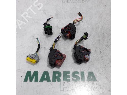 Used Wiring harness CITROËN C3 Pluriel (HB_) 1.4 (73 hp) 31536539