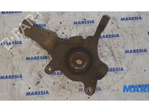 Used Right front steering knuckle RENAULT LAGUNA I (B56_, 556_) 2.0 (B56C/H/N) (113 hp) 31522510