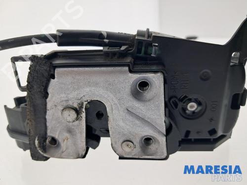 Used Electronic module RENAULT CAPTUR I (J5_, H5_) 1.2 TCe 120 (120 hp) 33054918