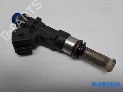 Used Injector ALFA ROMEO GIULIETTA (940_) 1.4 TB (940FXA1A, 940FXT1A) (120 hp) 31526400