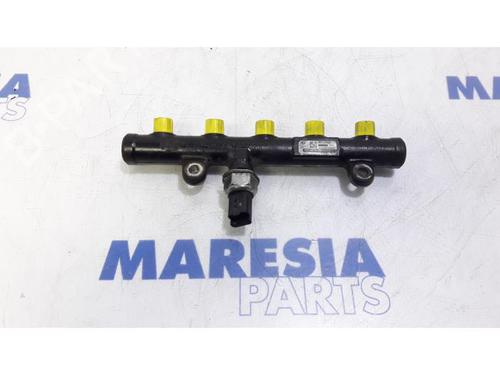 Used Injection rail PEUGEOT EXPERT Van (VF3A_, VF3U_, VF3X_) 2.0 HDi 120 (120 hp) 31461749