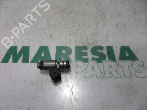 Used Injector FIAT PUNTO (188_) 1.2 60 (188.030, .050, .130, .150, .230, .250) (60 hp) 31532163