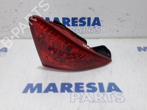 Used Right taillight PEUGEOT 3008 I MPV (0U_) 1.6 THP (150 hp) 31408368