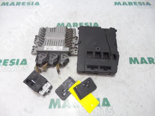 Used Engine control unit (ECU) RENAULT SCÉNIC II (JM0/1_) 1.5 dCi (JM1E, JM16) (106 hp) 31479840