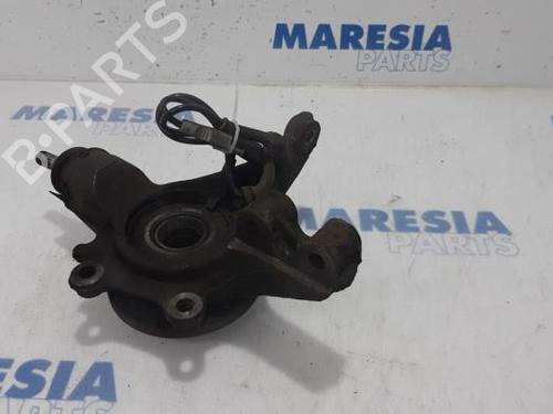 Used Left front steering knuckle PEUGEOT 5008 (0U_, 0E_) 1.6 16V (120 hp) 31451136