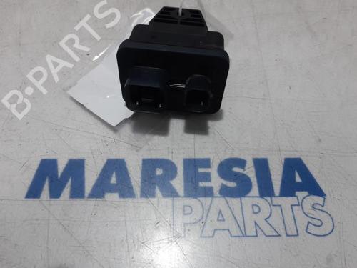 Used Electronic sensor OPEL COMBO Box Body/MPV (X12) 1.3 CDTI (B05) (90 hp) 31471765
